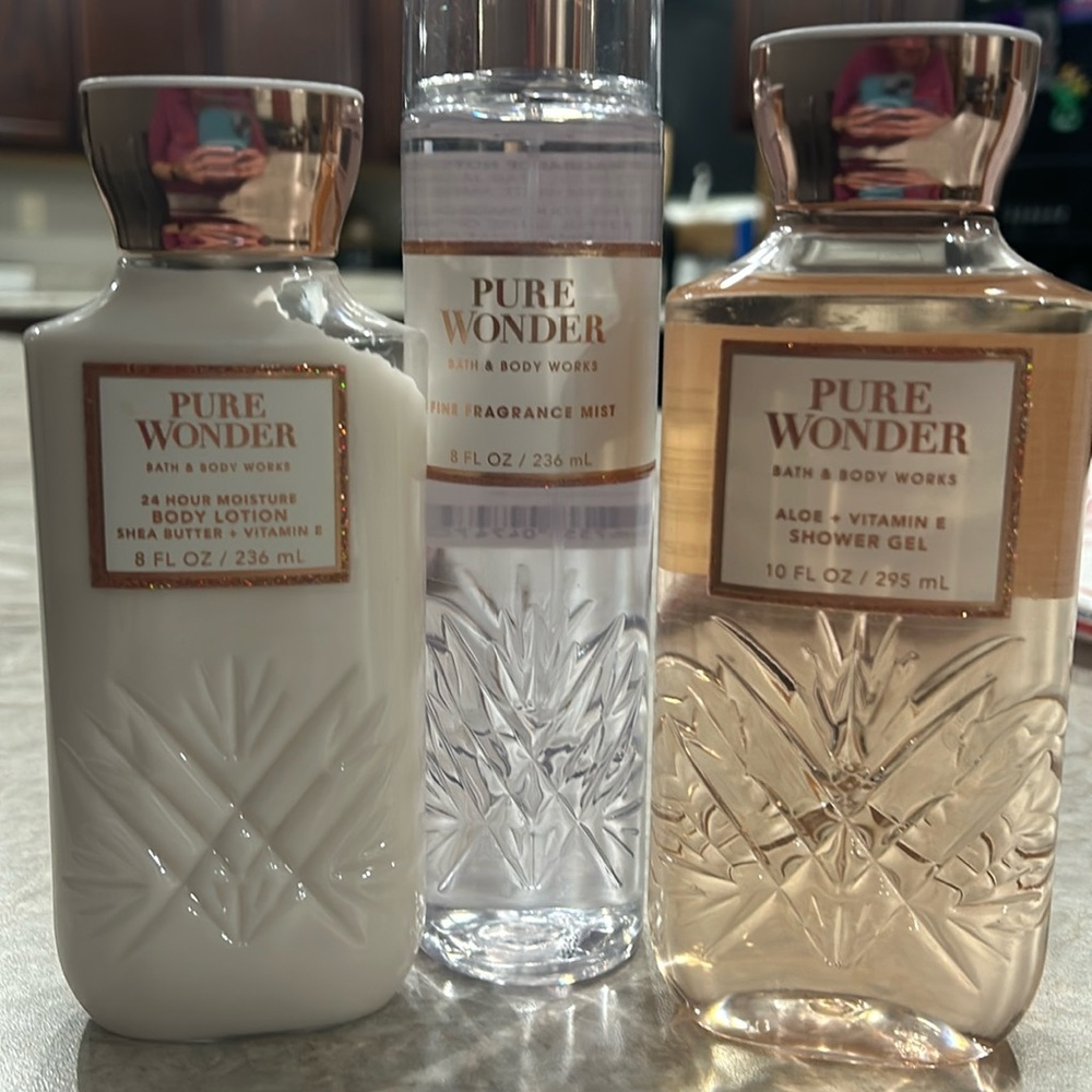 Pure wonder scented body lotion, shower gel, fragrance mist